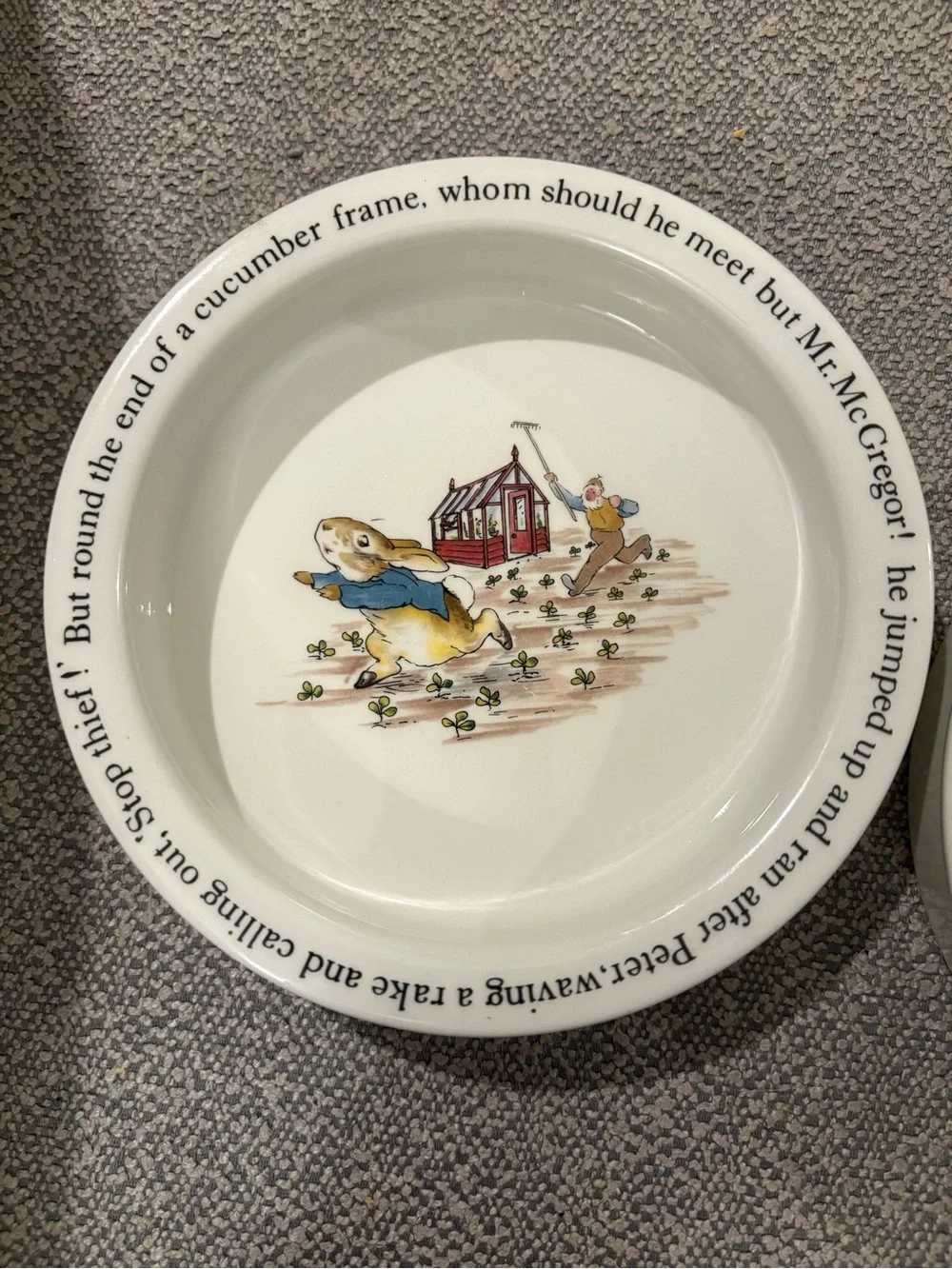 Beatrix Potter Peter Rabbit Wedgwood Porrigers/Dishes Set of 2